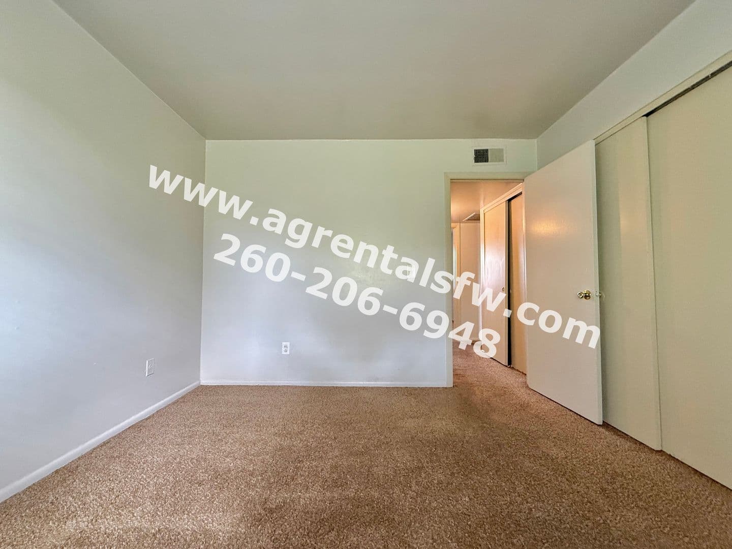 Fort Wayne Apartment: 6002 Guild Dr