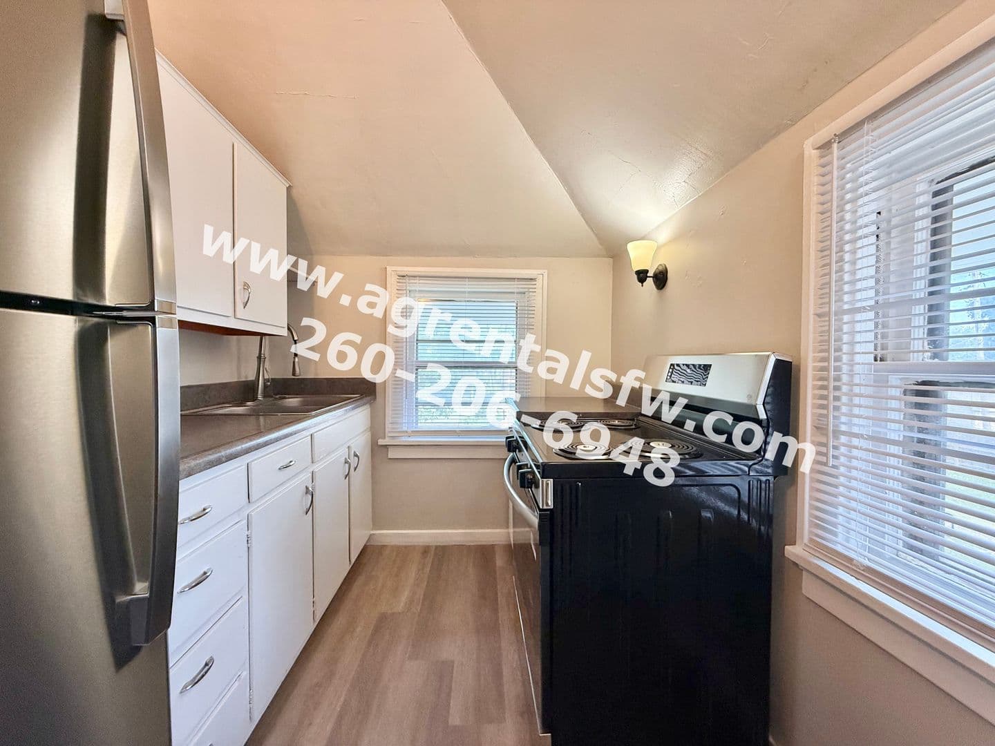 Fort Wayne Apartment: 3209 Fairfield Ave