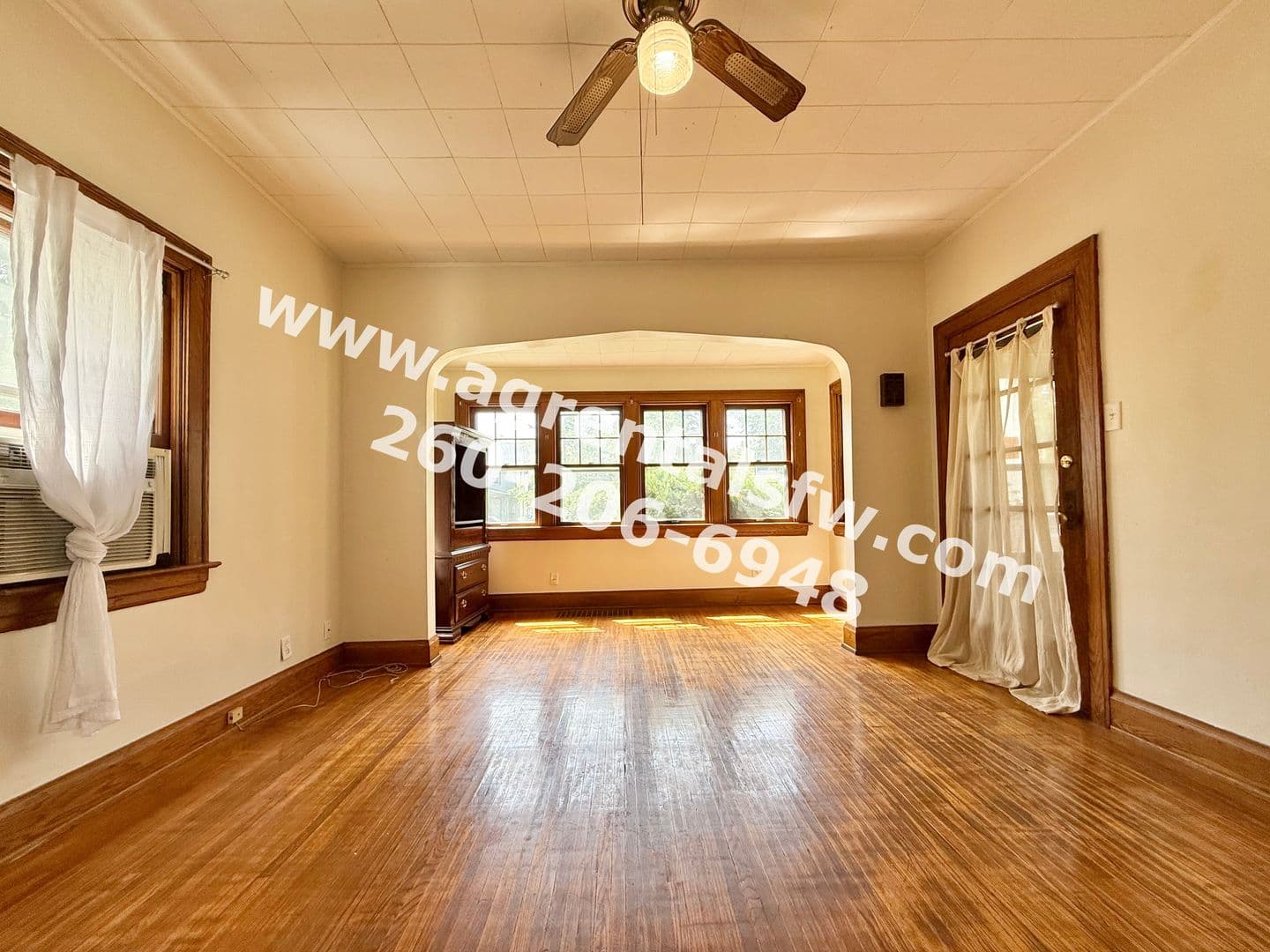 Fort Wayne Apartment: 811 Columbia Ave