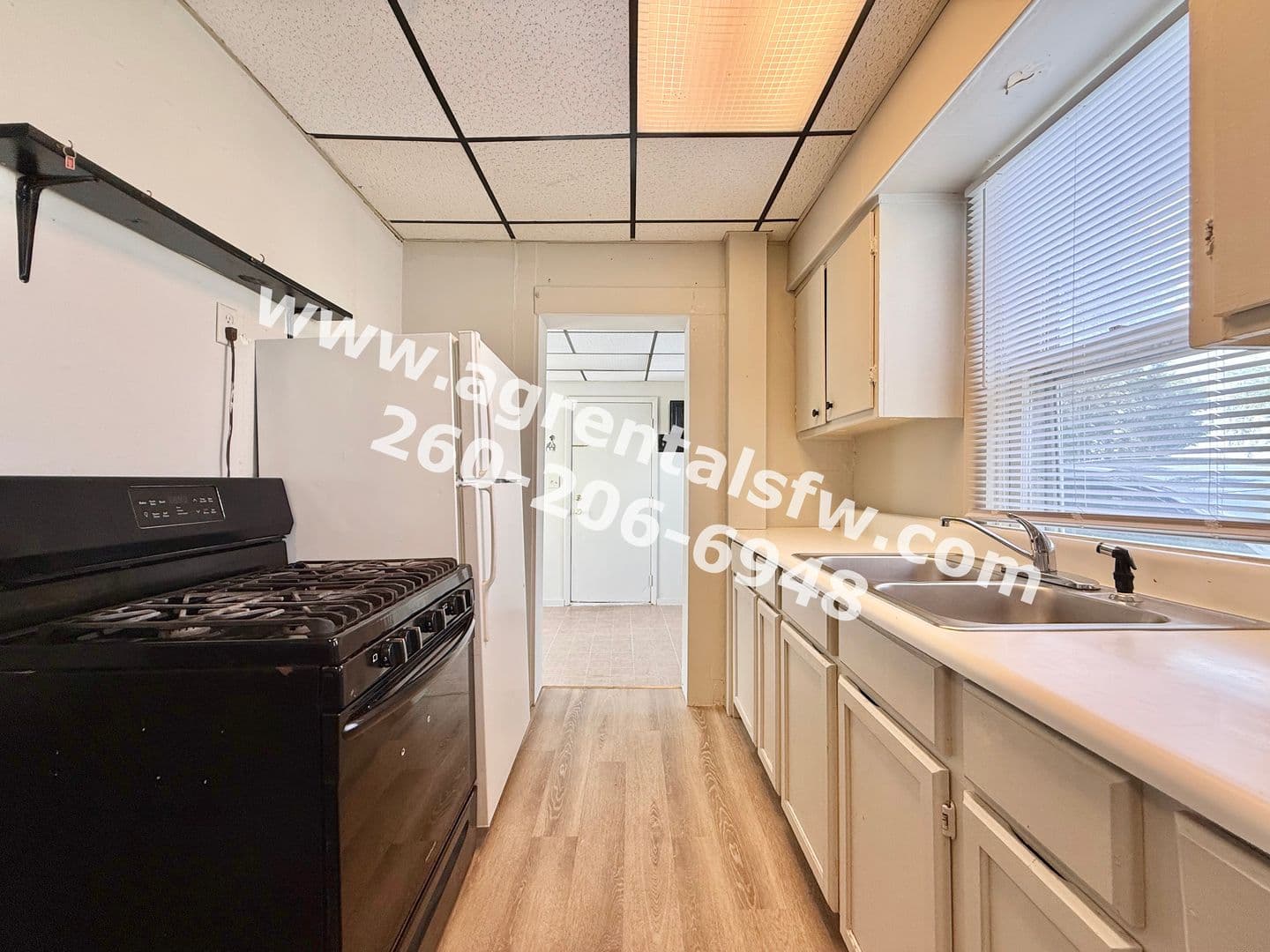 Fort Wayne Apartment: 2828 Raymond St