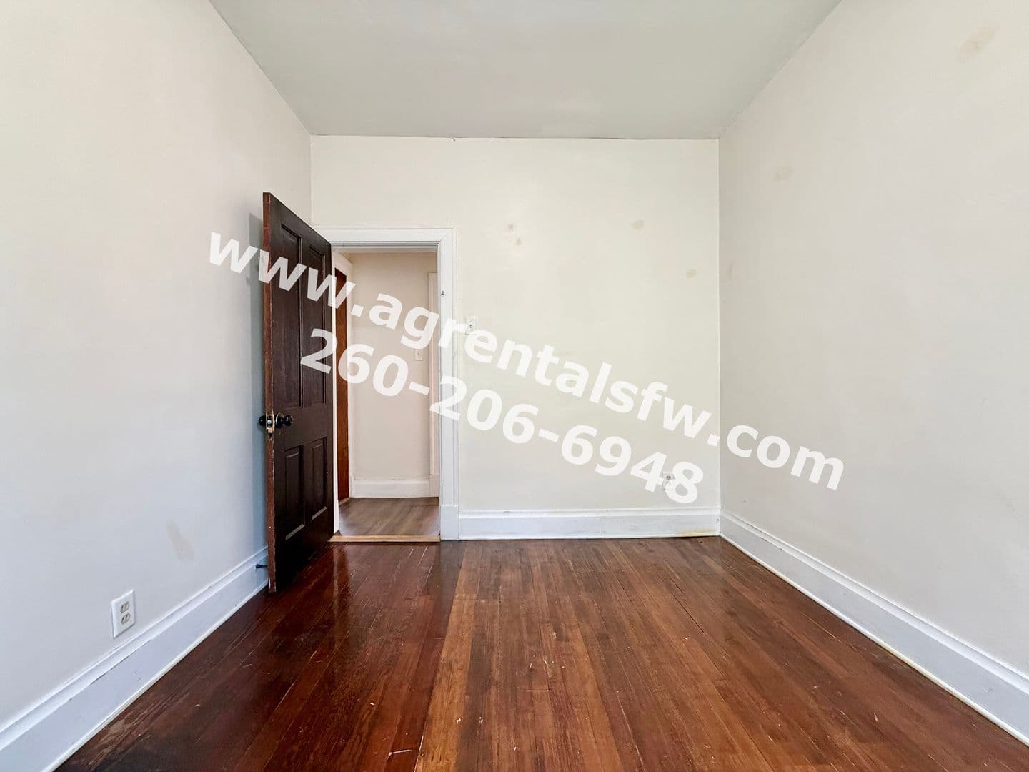 Fort Wayne Apartment: 811 Columbia Ave