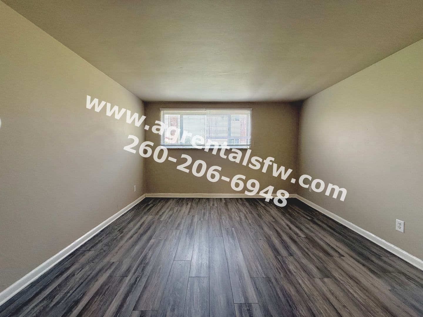 Fort Wayne Apartment: 4729 Northcrest Dr