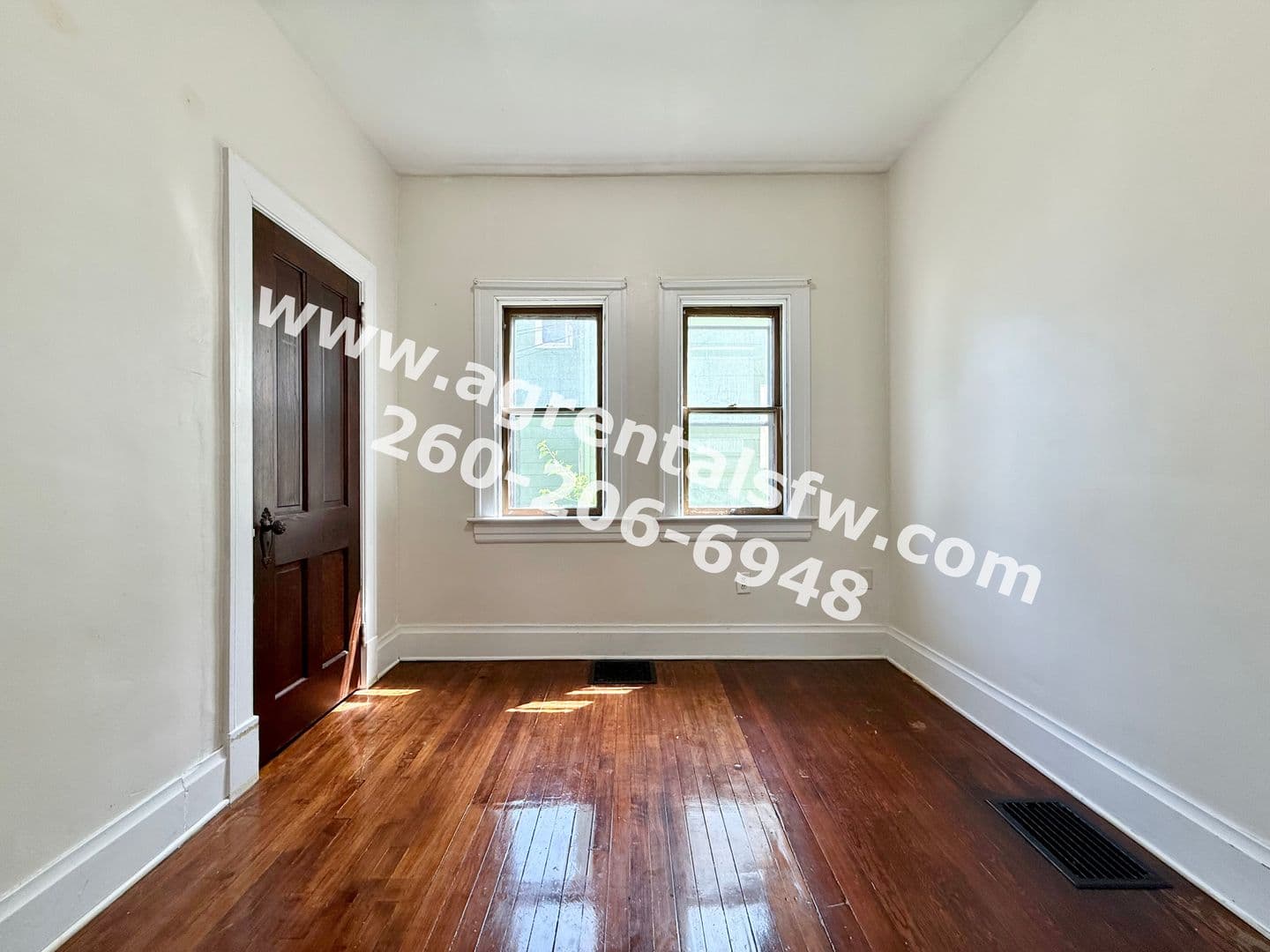 Fort Wayne Apartment: 811 Columbia Ave
