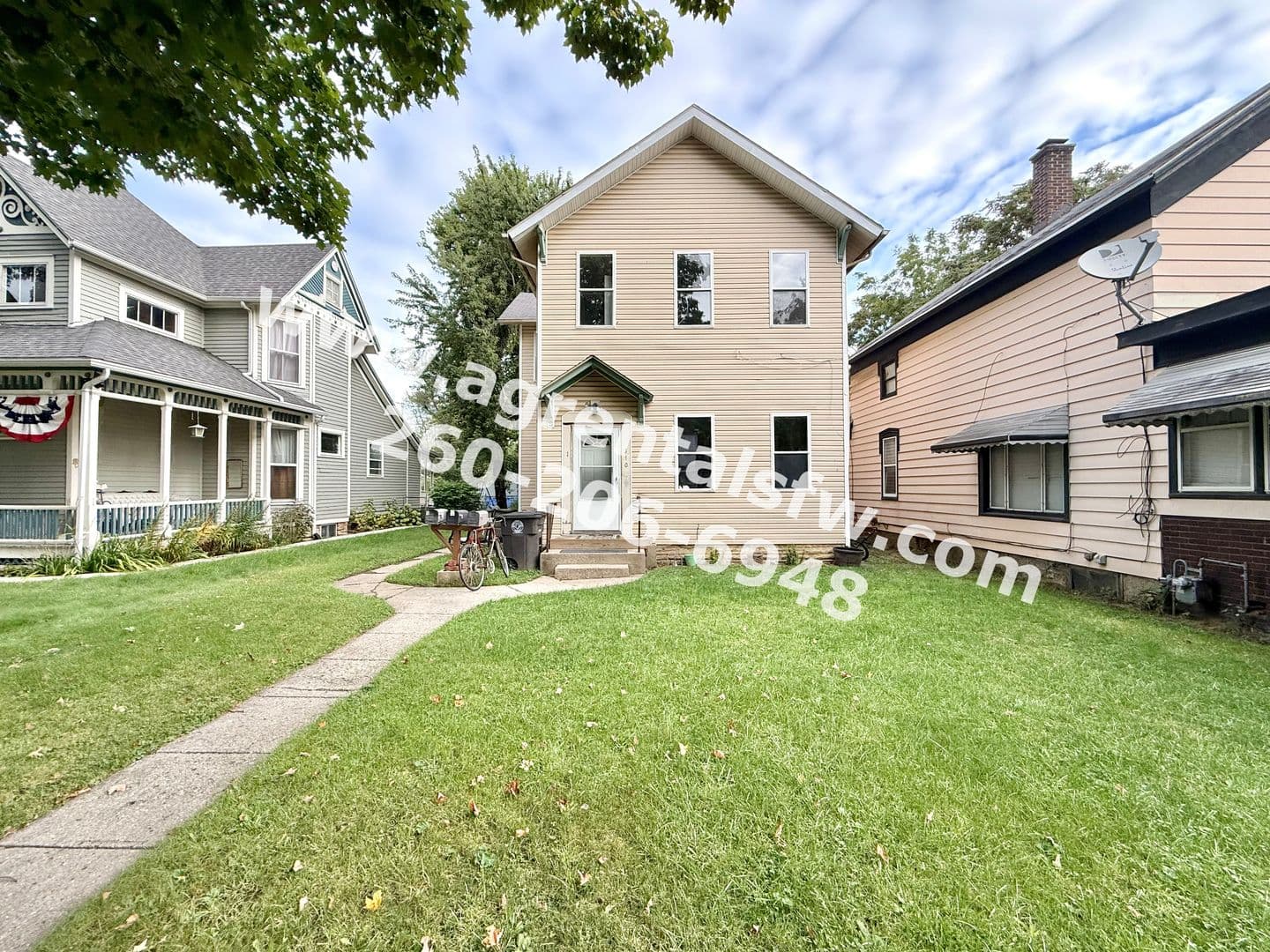 Fort Wayne Apartment: 310 W Dewald St