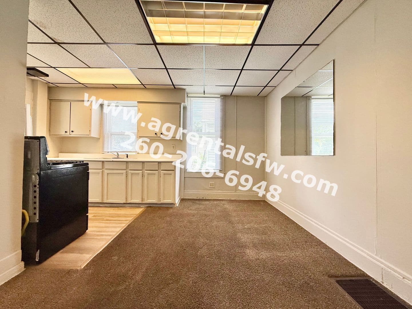 Fort Wayne Apartment: 2828 Raymond St
