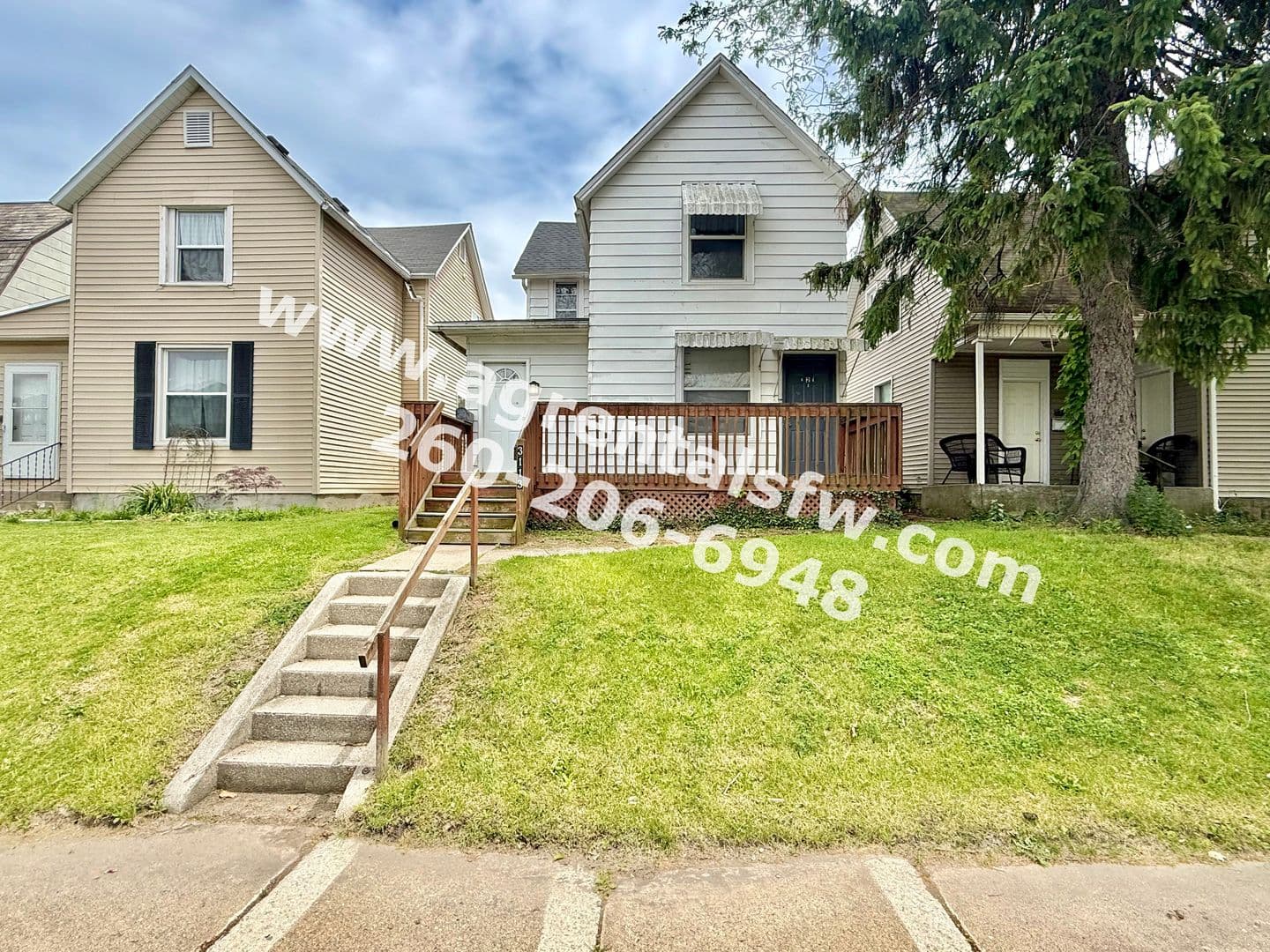 Fort Wayne Apartment: 3113 S Harrison St