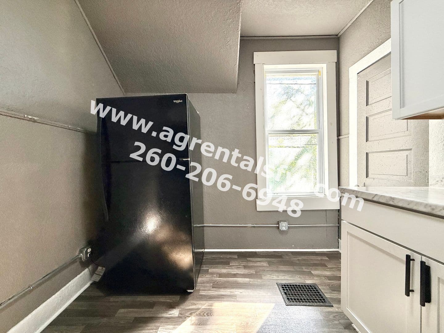 Fort Wayne Apartment: 1512 Taylor St