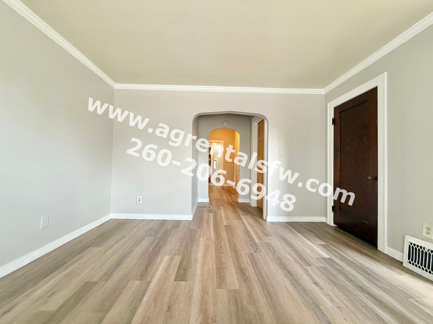 Fort Wayne Apartment: 3209 Fairfield Ave