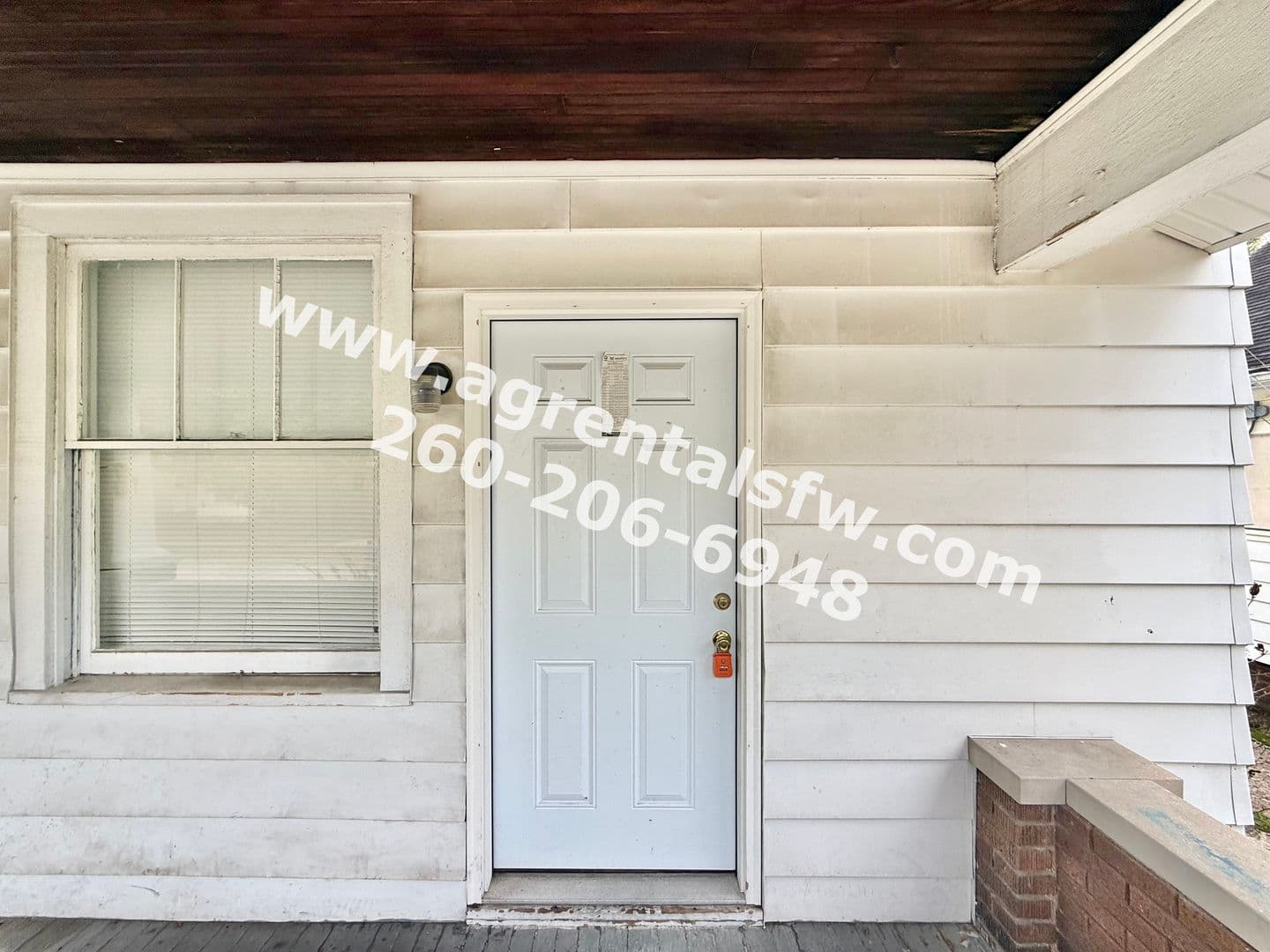 Fort Wayne Apartment: 1420 Cass St