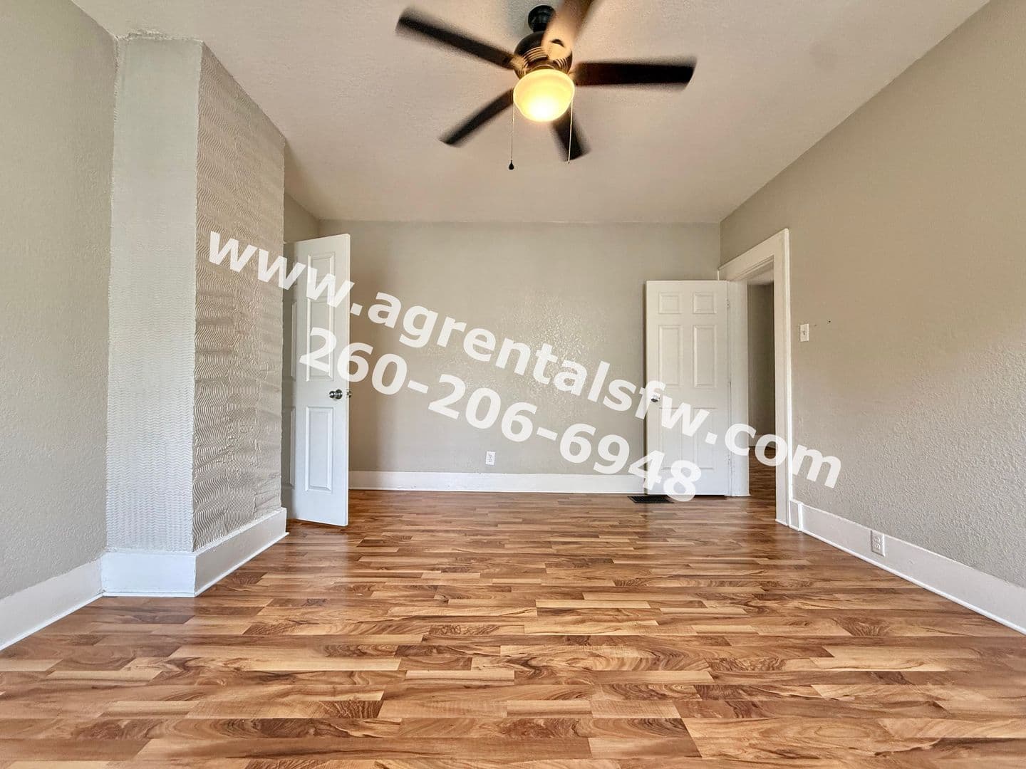 Fort Wayne Apartment: 310 W Dewald St