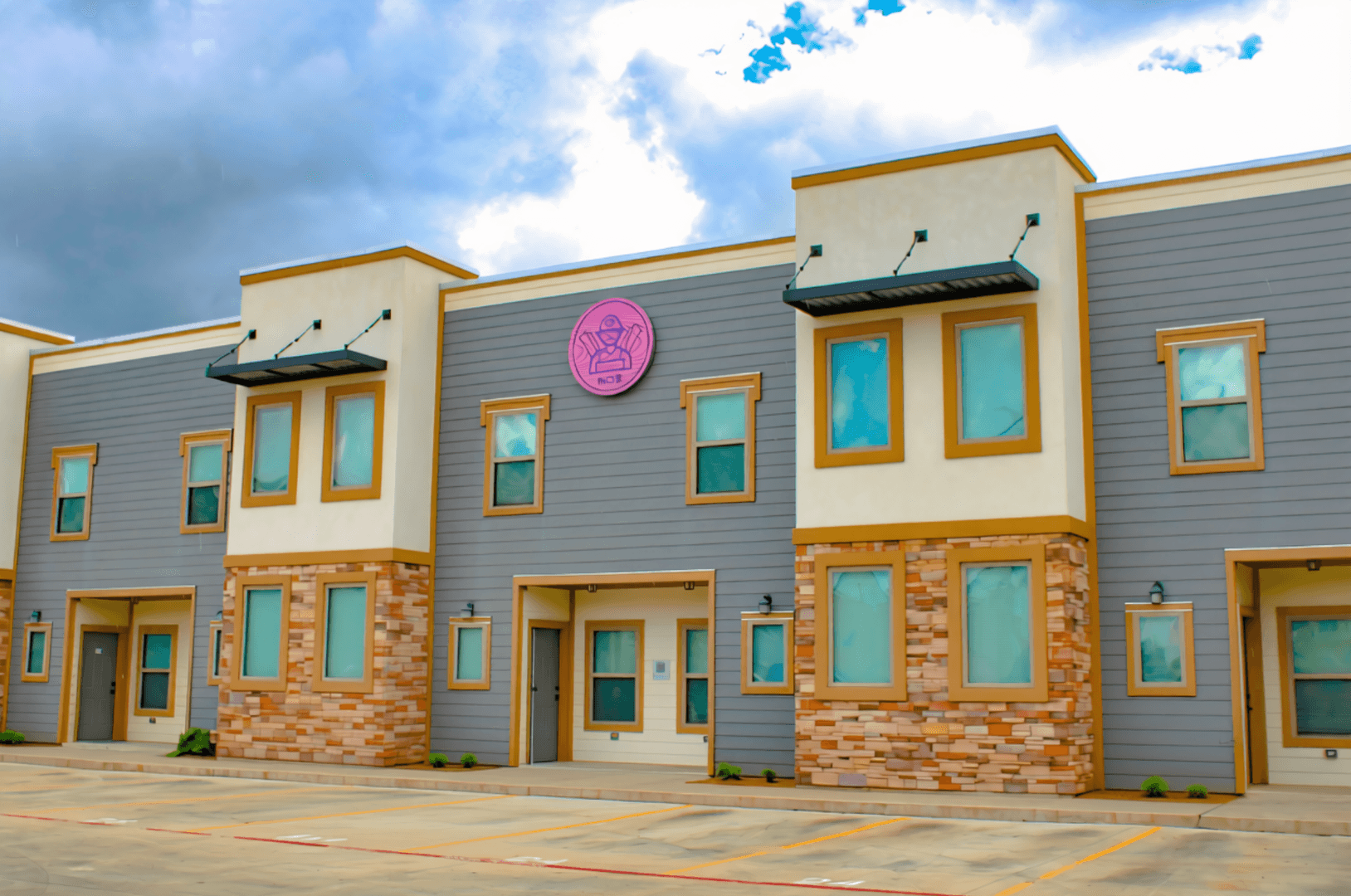 Hidalgo Apartment: 2206 E Hwy 281