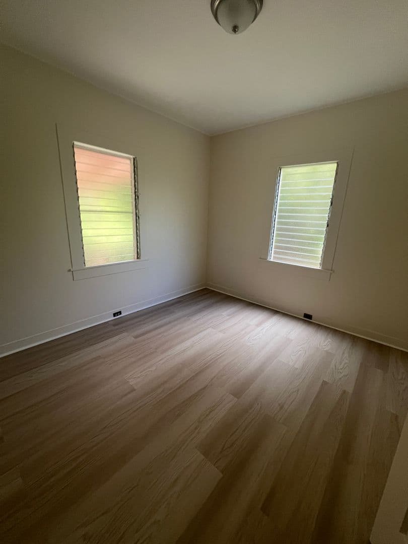 Honolulu Apartment: 2835 & 2841 Kolowalu St