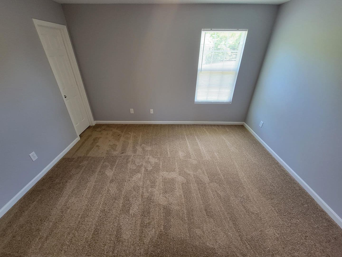 Burlington House: 1322 Ingle Ct