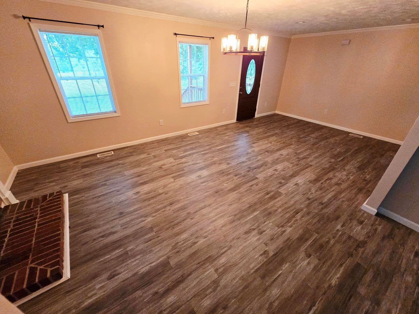 Snow Camp House: 220 Teague Trail
