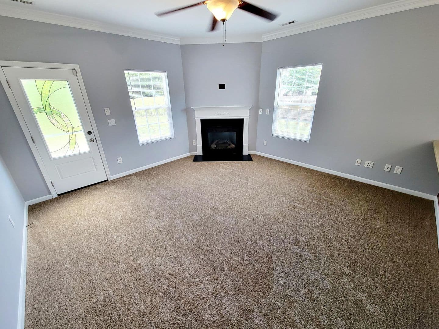 Burlington House: 1322 Ingle Ct