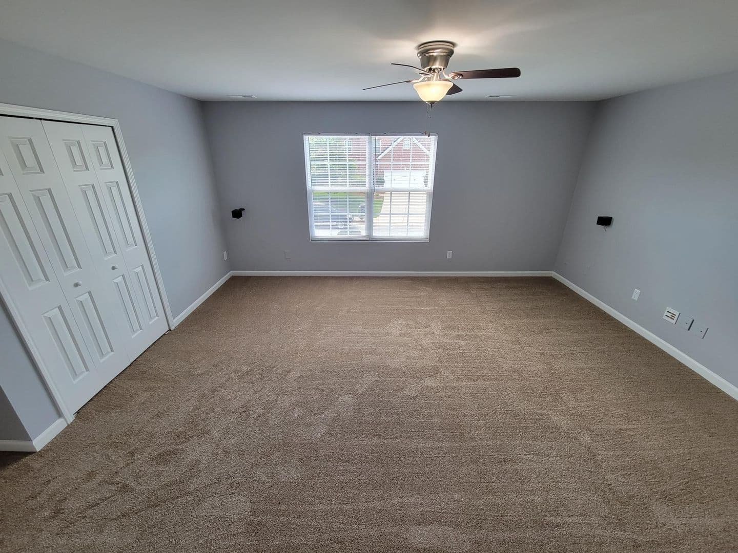 Burlington House: 1322 Ingle Ct