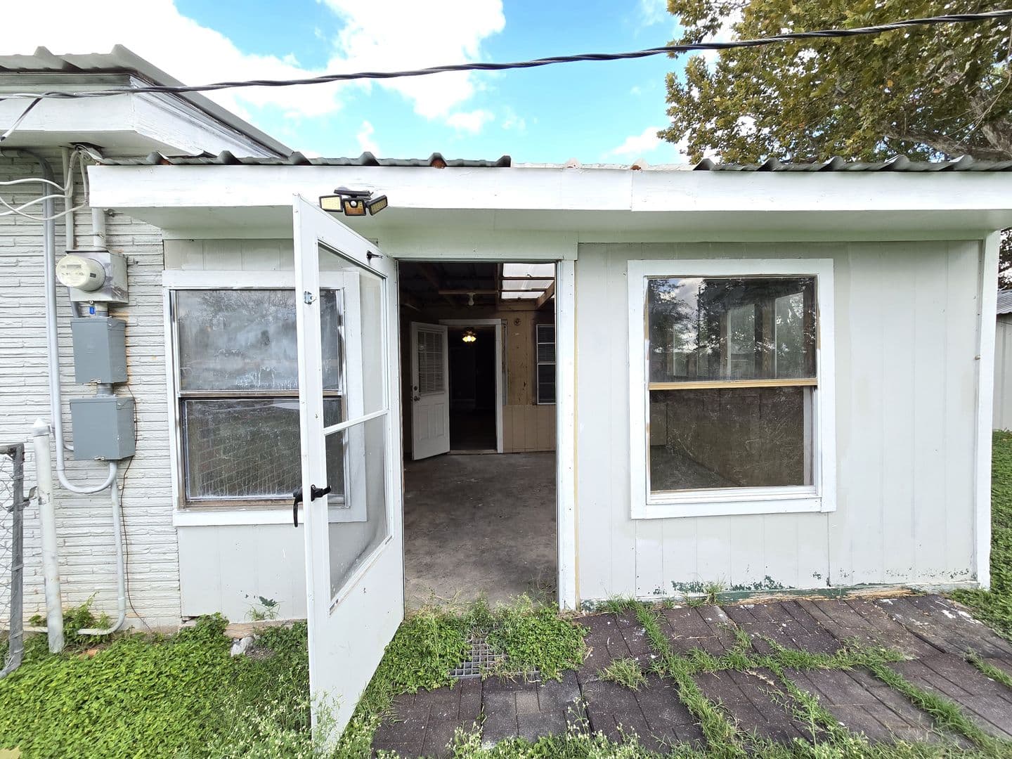 Evant House: 240 Tom Sawyer Street