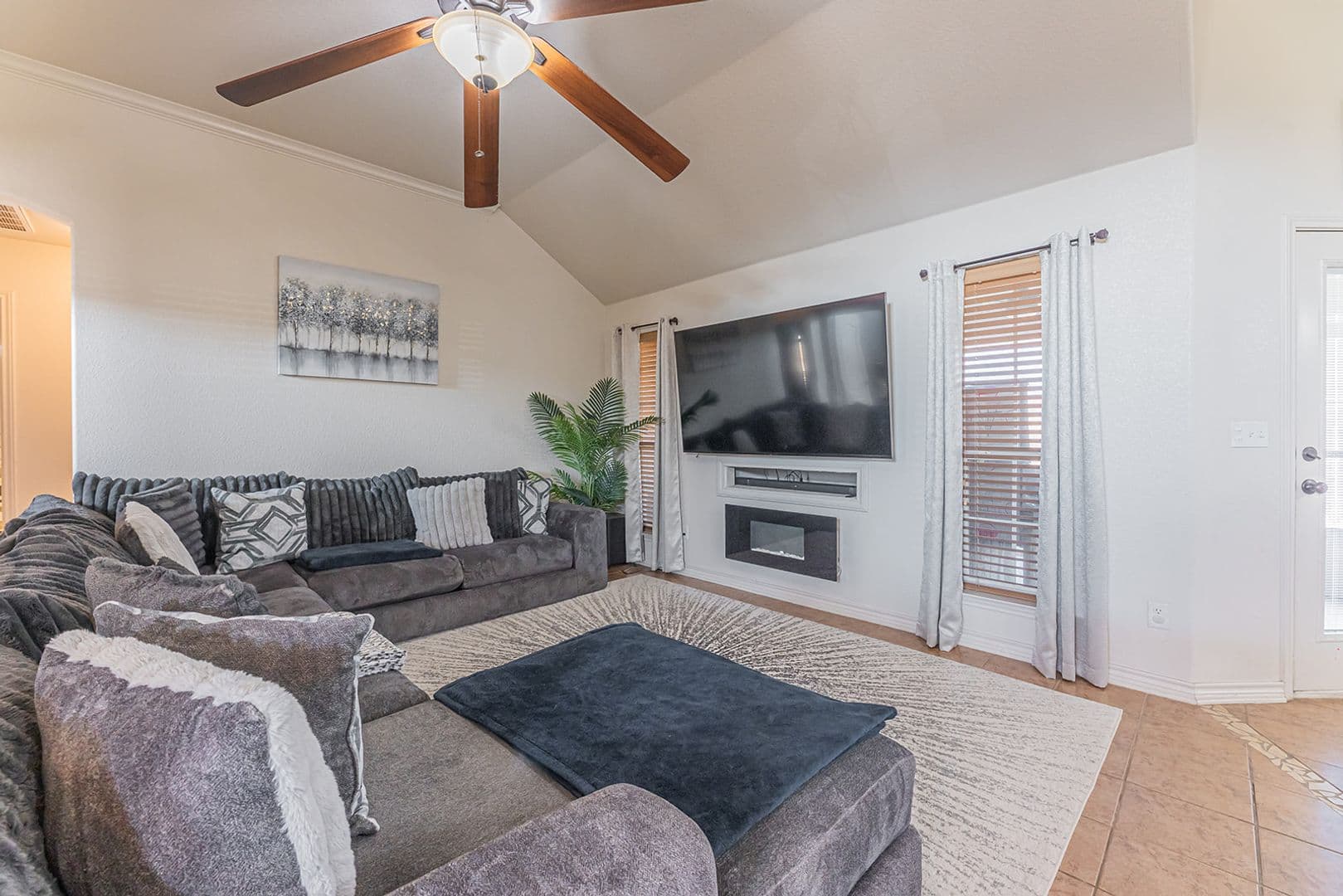 Killeen House: 4011 Salt Fork Dr.