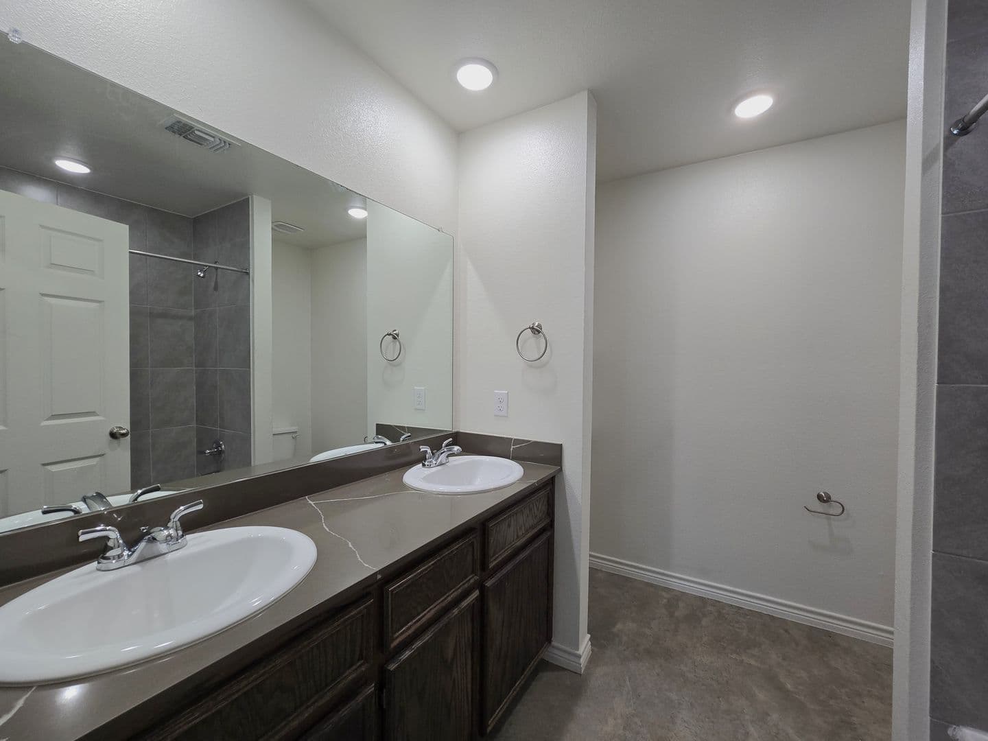 Temple Multiplex: 2318 Zanoletti Court