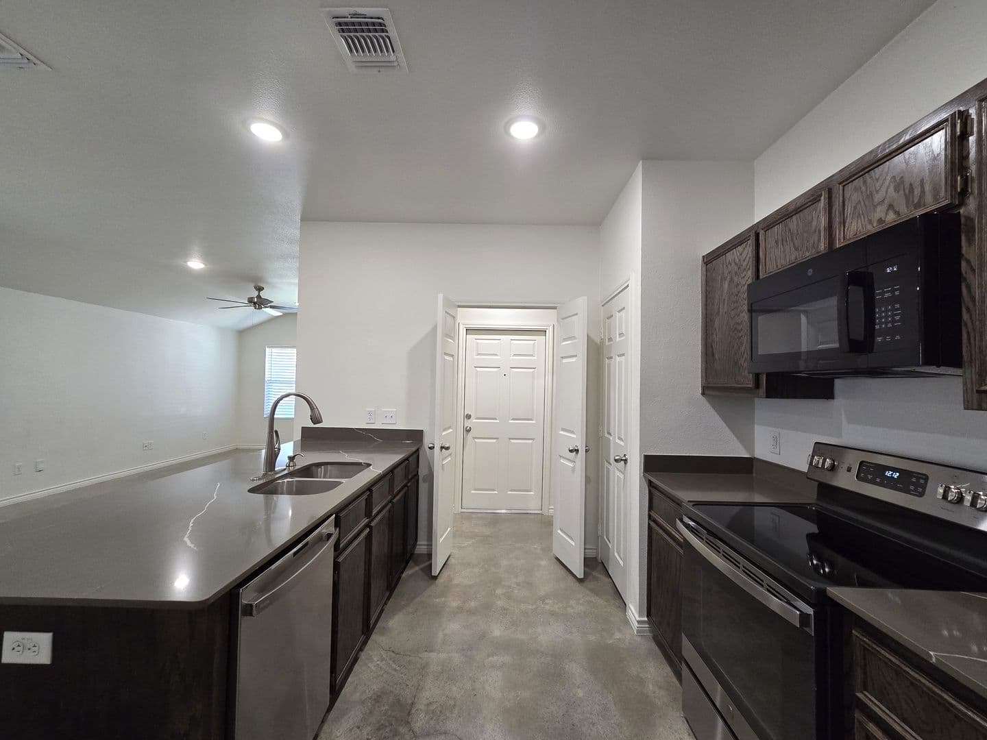 Temple Multiplex: 2318 Zanoletti Court
