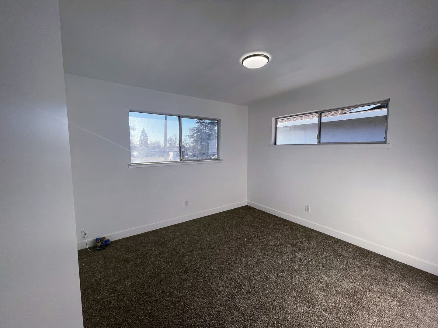 Folsom House: 211 Fargo Way