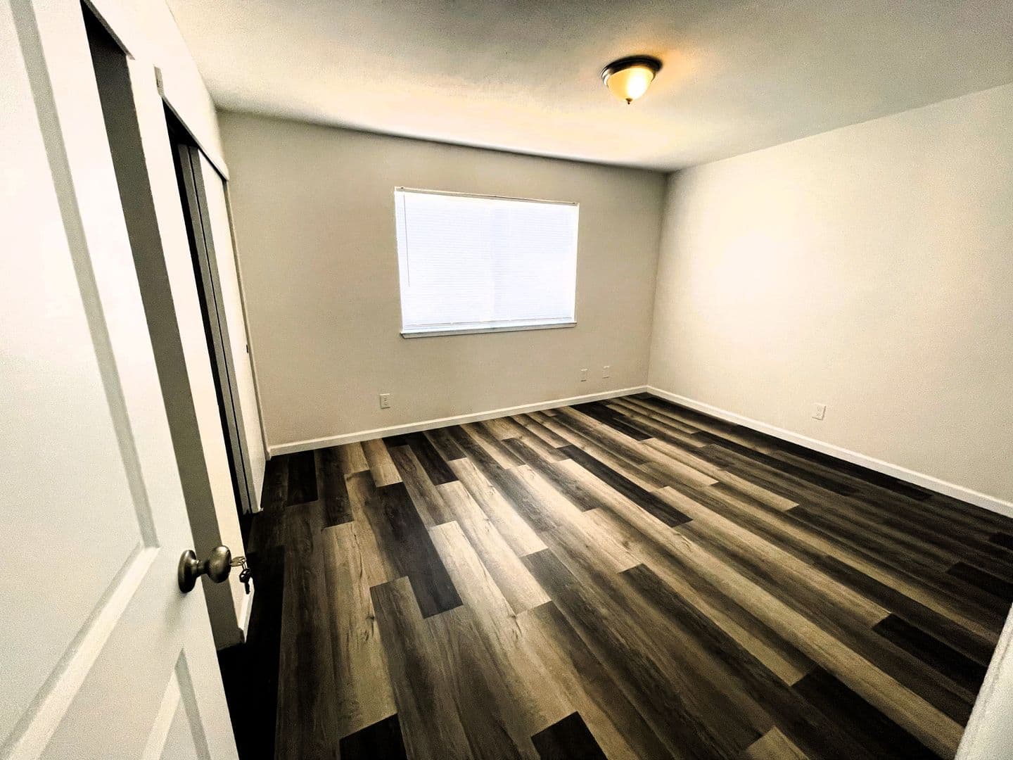 Roseville House: 627 Lassen Way