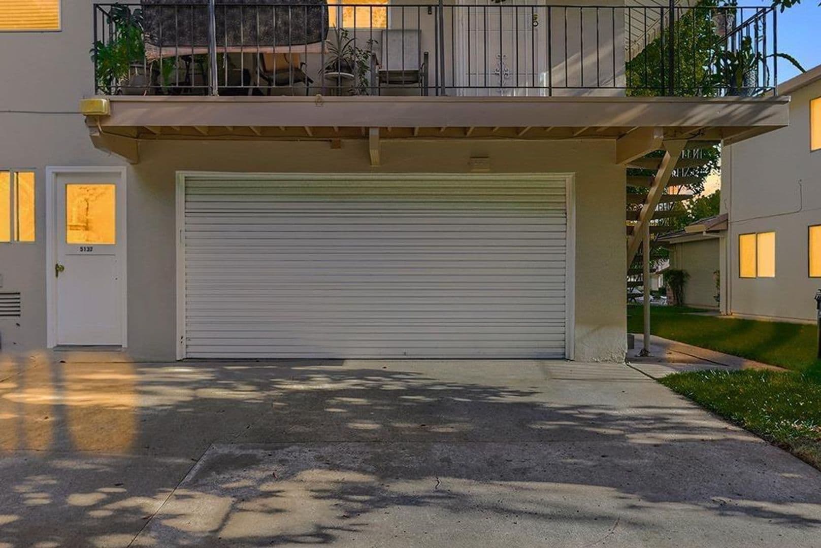 Sacramento House: 5137 Connecticut Dr