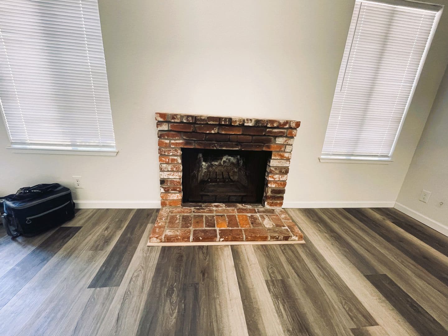 Roseville House: 627 Lassen Way