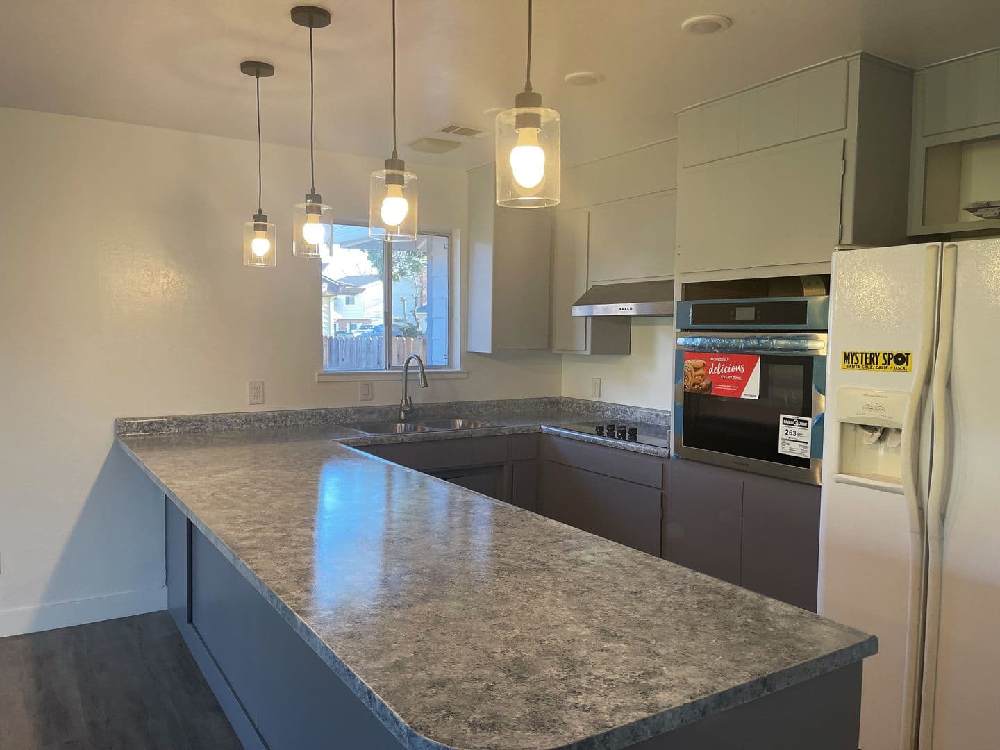 Folsom House: 211 Fargo Way