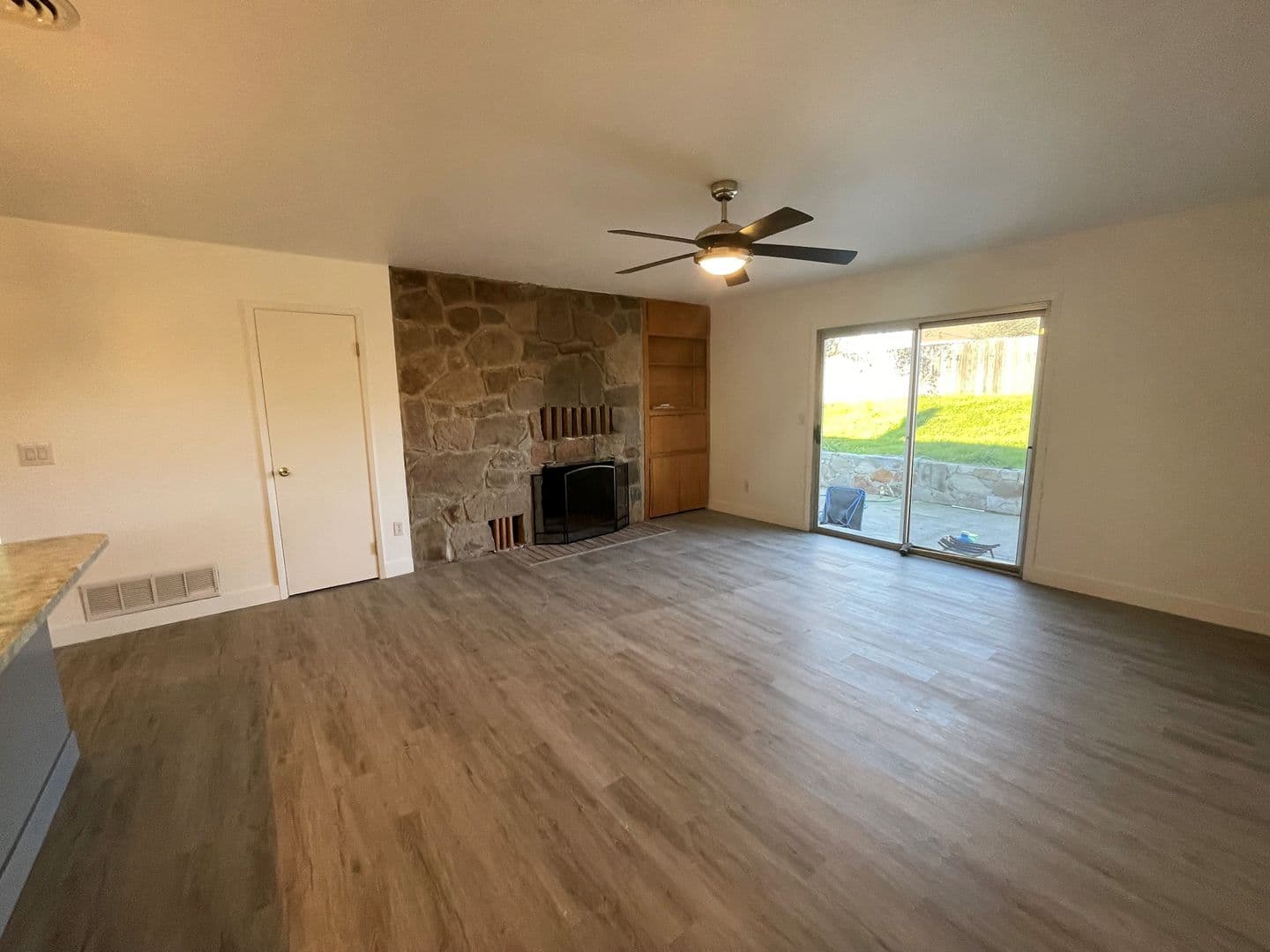 Folsom House: 211 Fargo Way