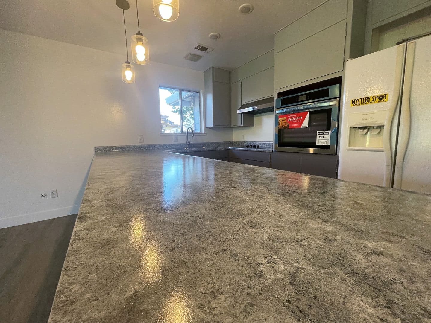 Folsom House: 211 Fargo Way