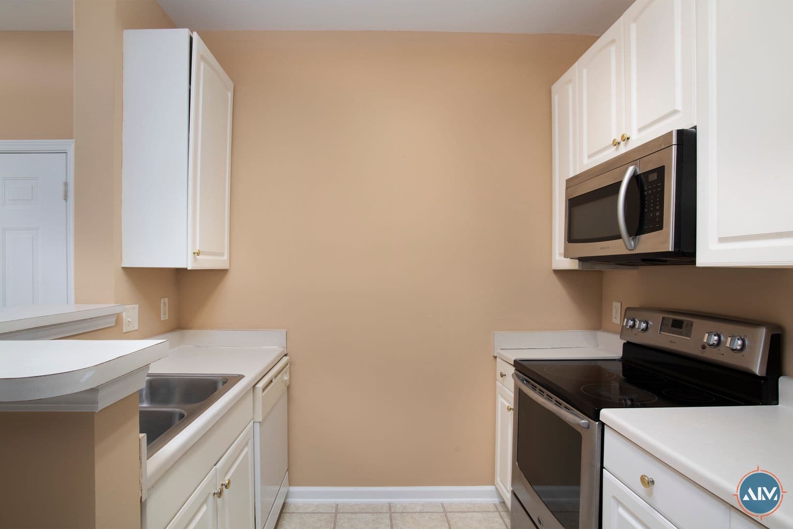 Bluffton Condo: 100 Kensington Blvd.