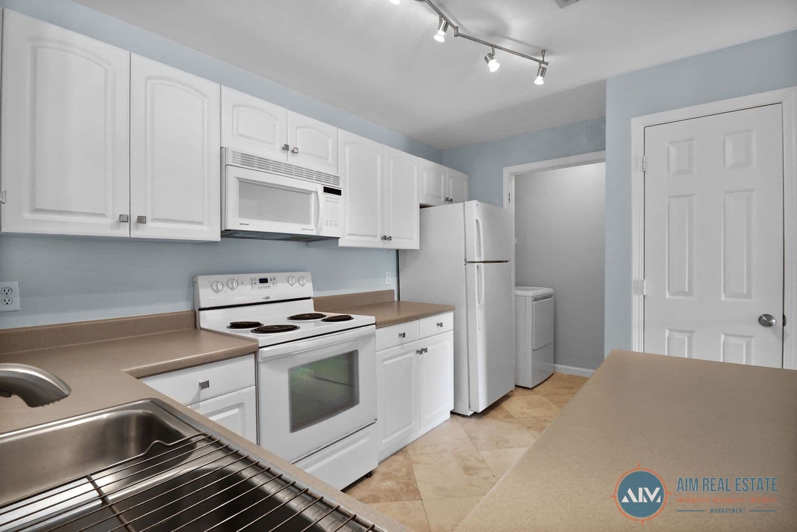 Bluffton Condo: 100 Kensington Blvd Unit 1517