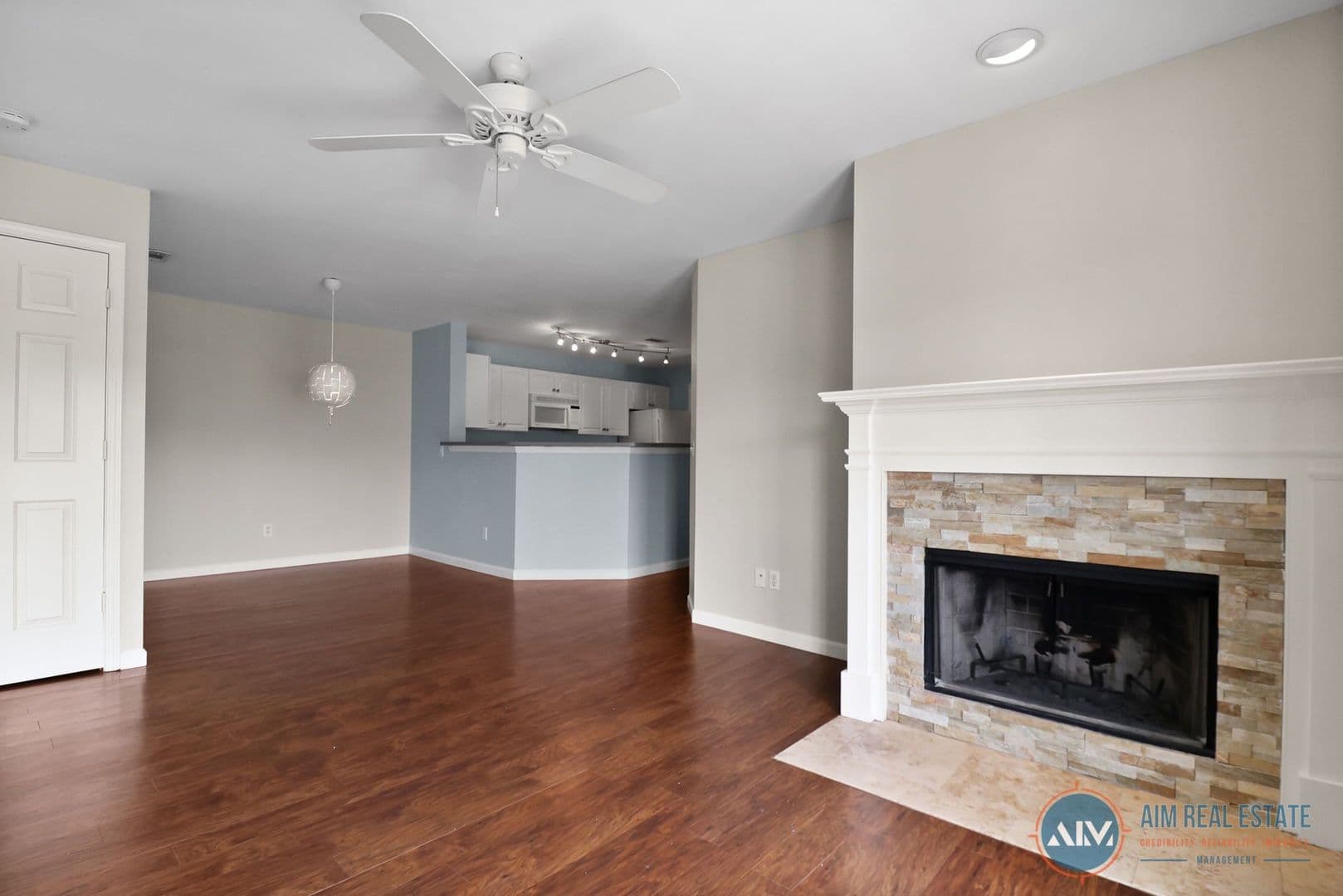 Bluffton Condo: 100 Kensington Blvd Unit 1517