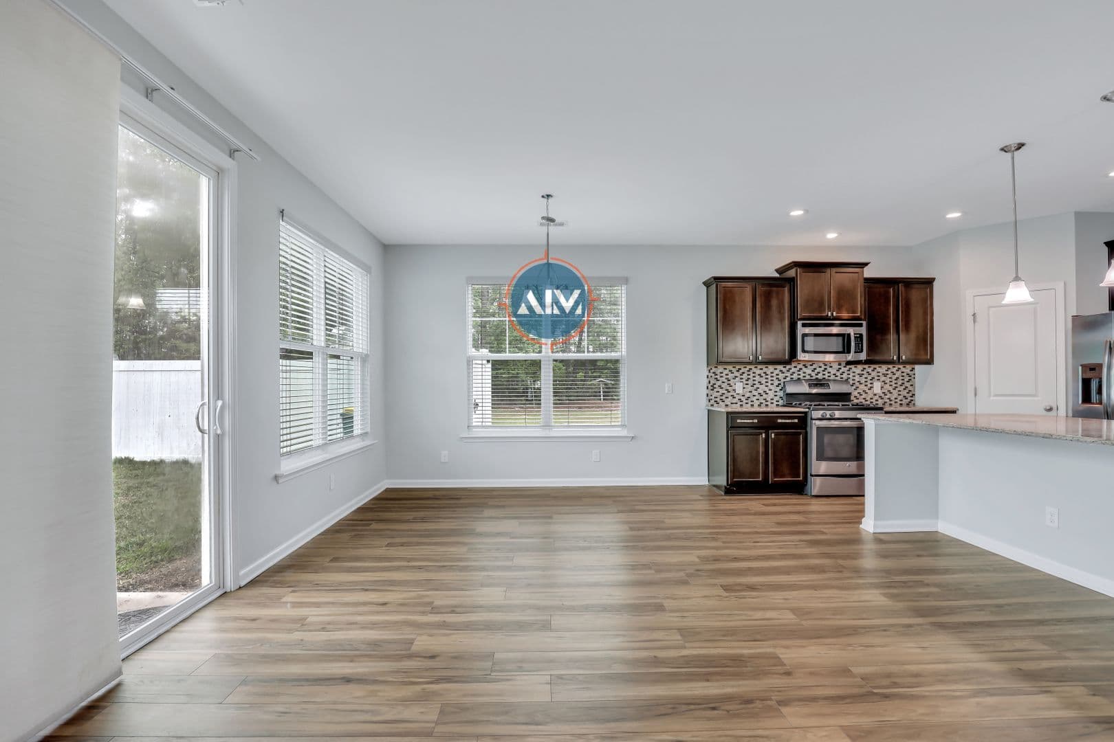 Bluffton House: 211 Heritage Pkwy