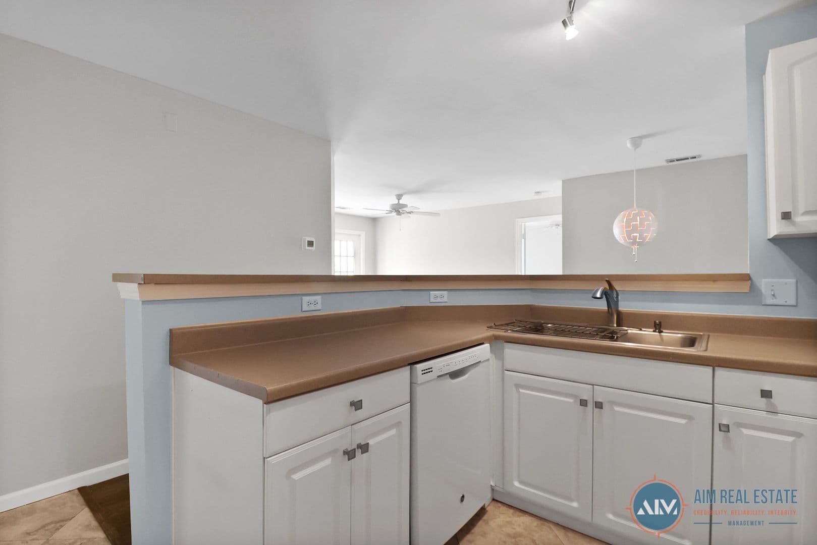 Bluffton Condo: 100 Kensington Blvd Unit 1517