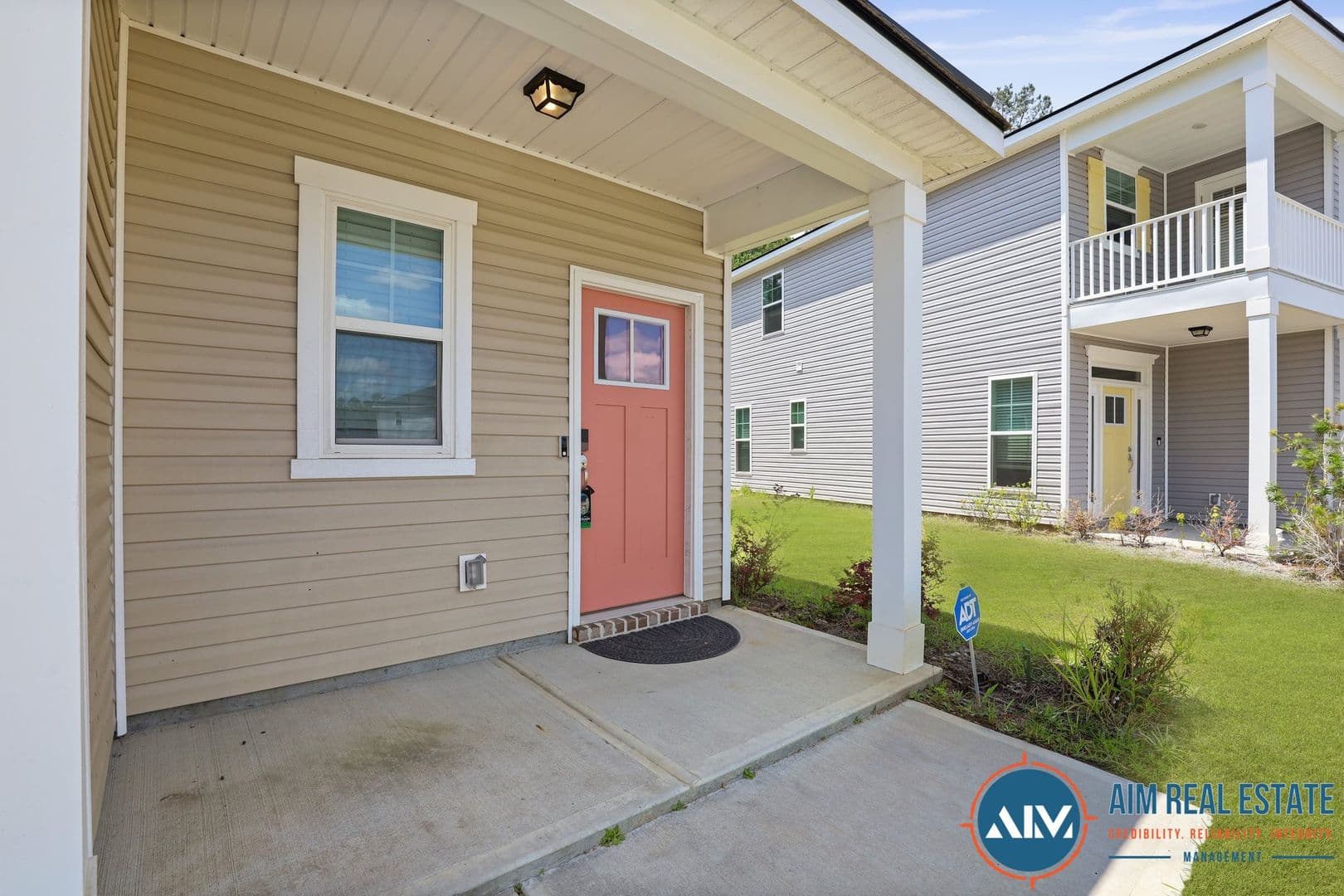 Hardeeville House: 85 Conifer St.