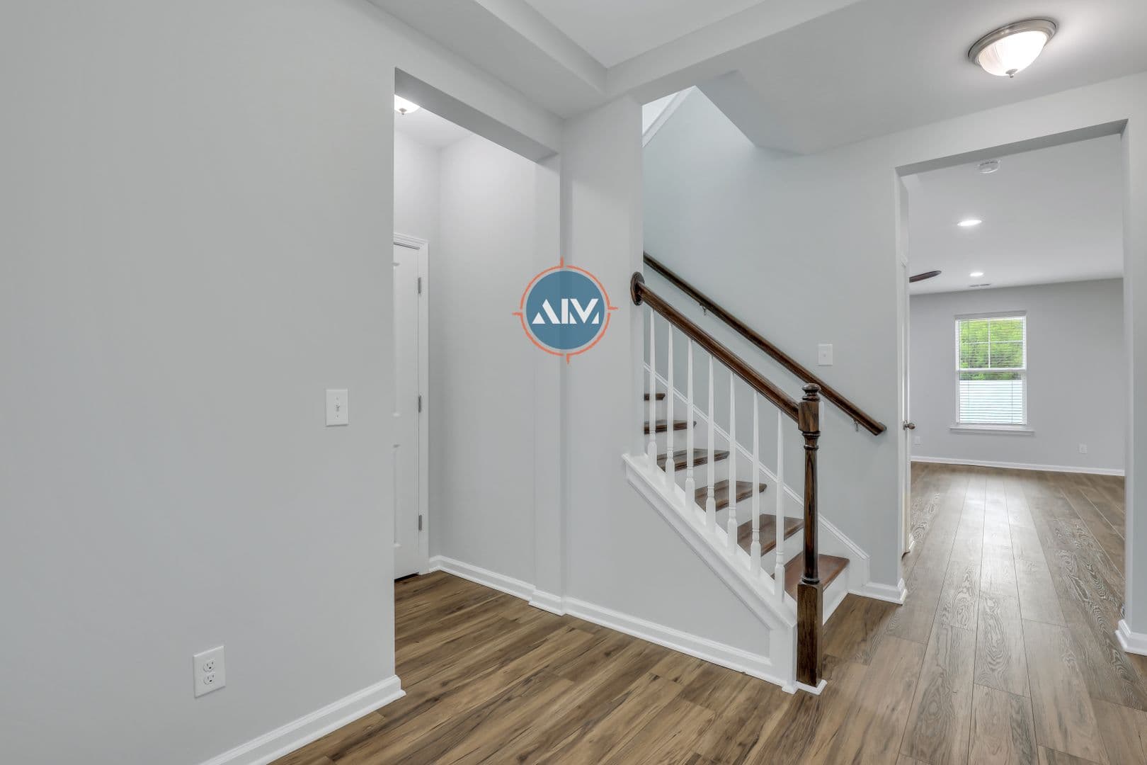 Bluffton House: 211 Heritage Pkwy