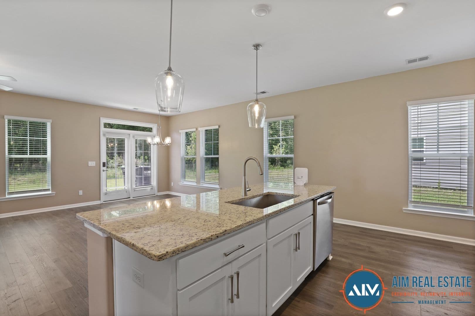 Hardeeville House: 85 Conifer St.