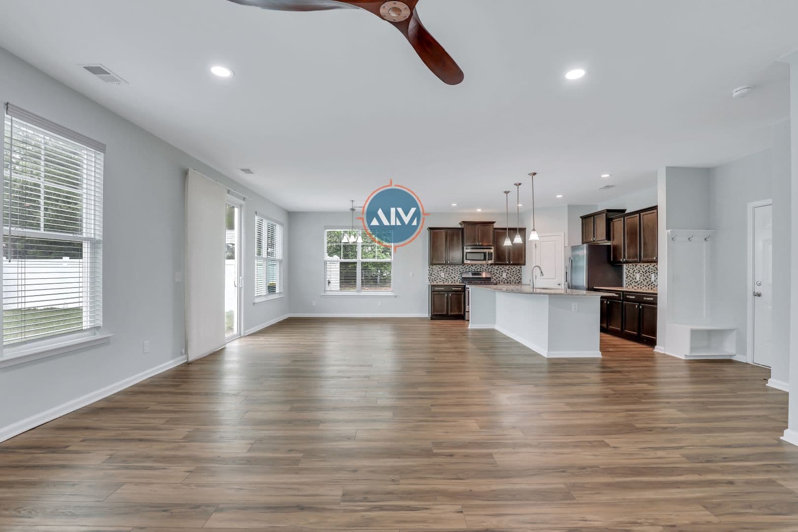 Bluffton House: 211 Heritage Pkwy