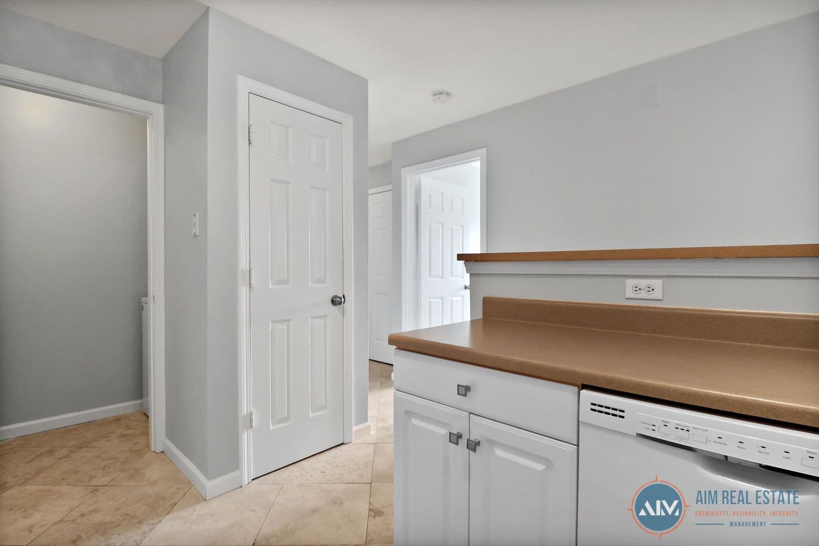 Bluffton Condo: 100 Kensington Blvd Unit 1517