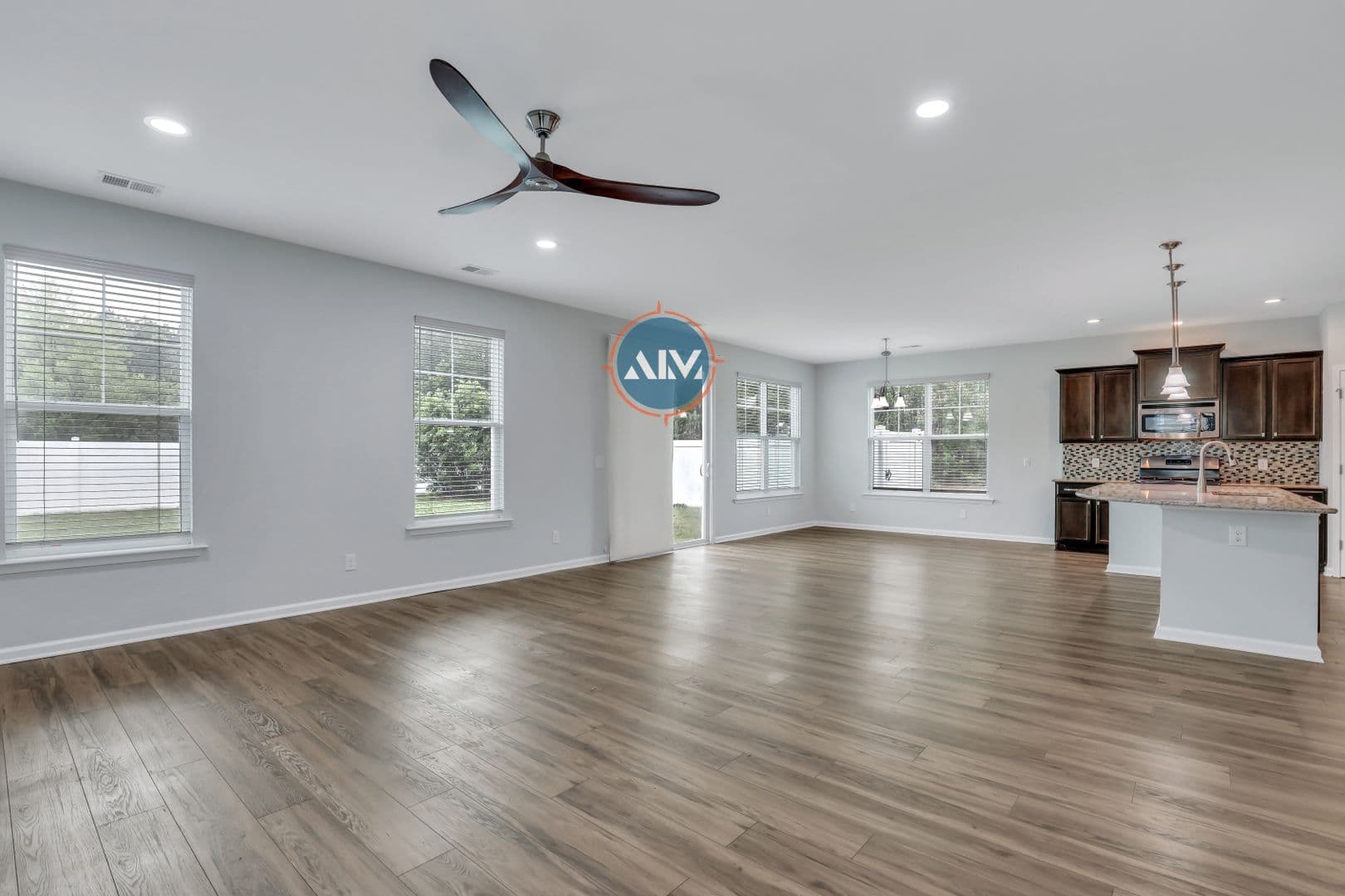 Bluffton House: 211 Heritage Pkwy