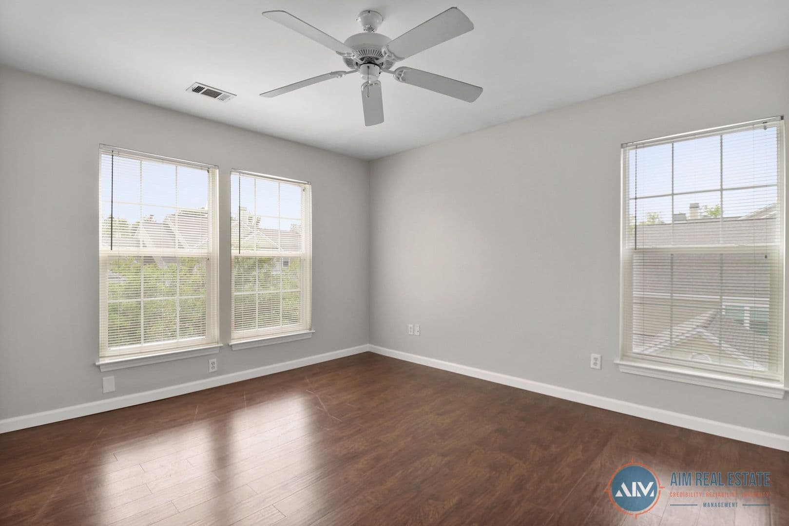 Bluffton Condo: 100 Kensington Blvd Unit 1517