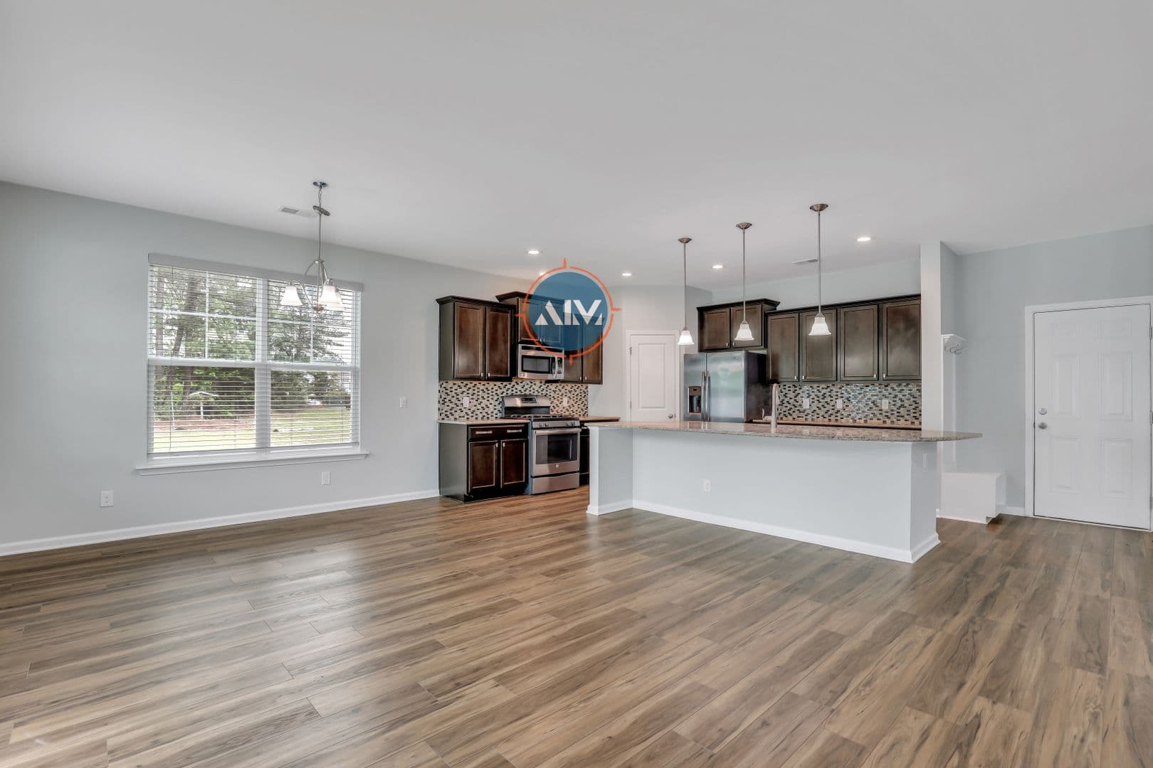 Bluffton House: 211 Heritage Pkwy