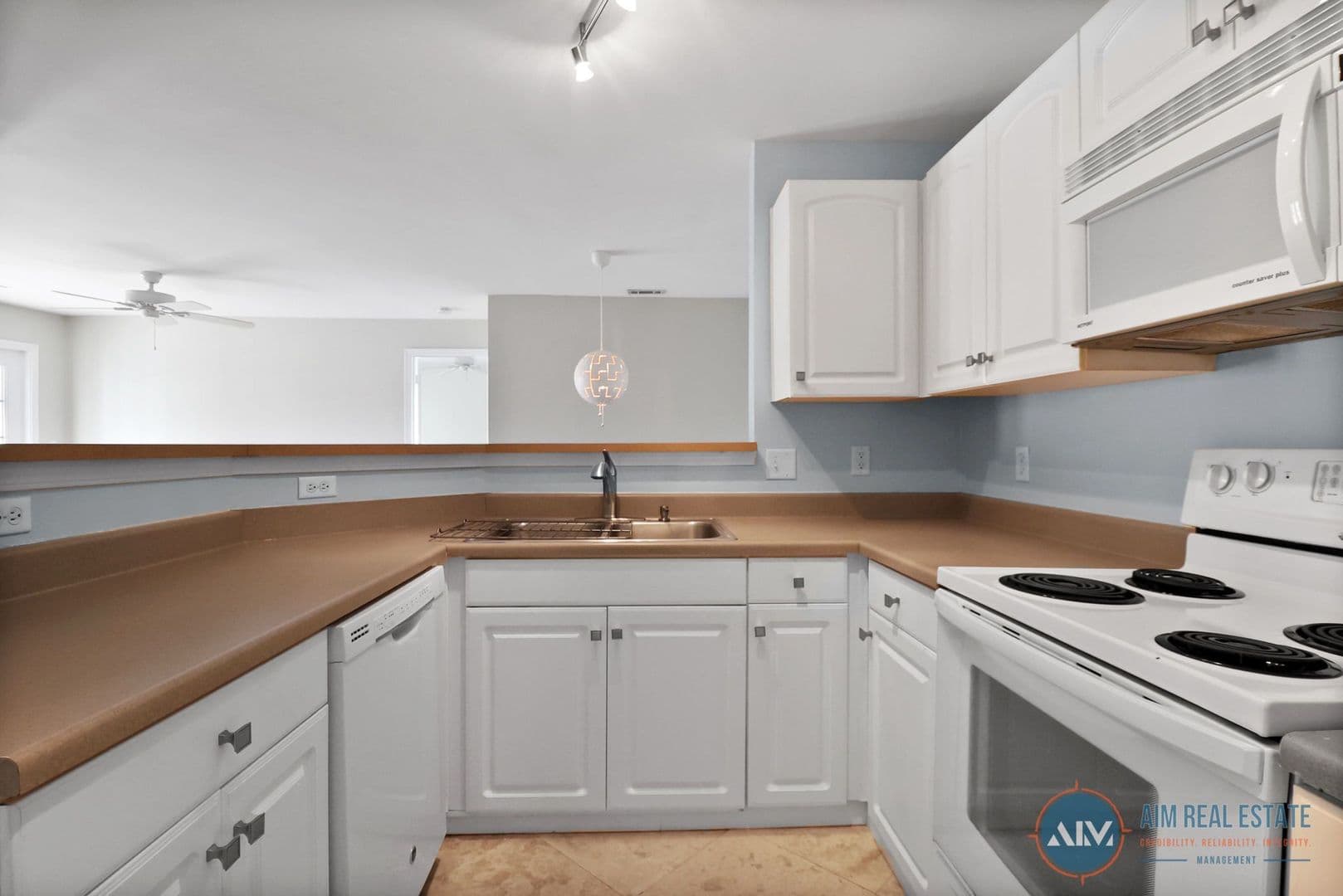 Bluffton Condo: 100 Kensington Blvd Unit 1517
