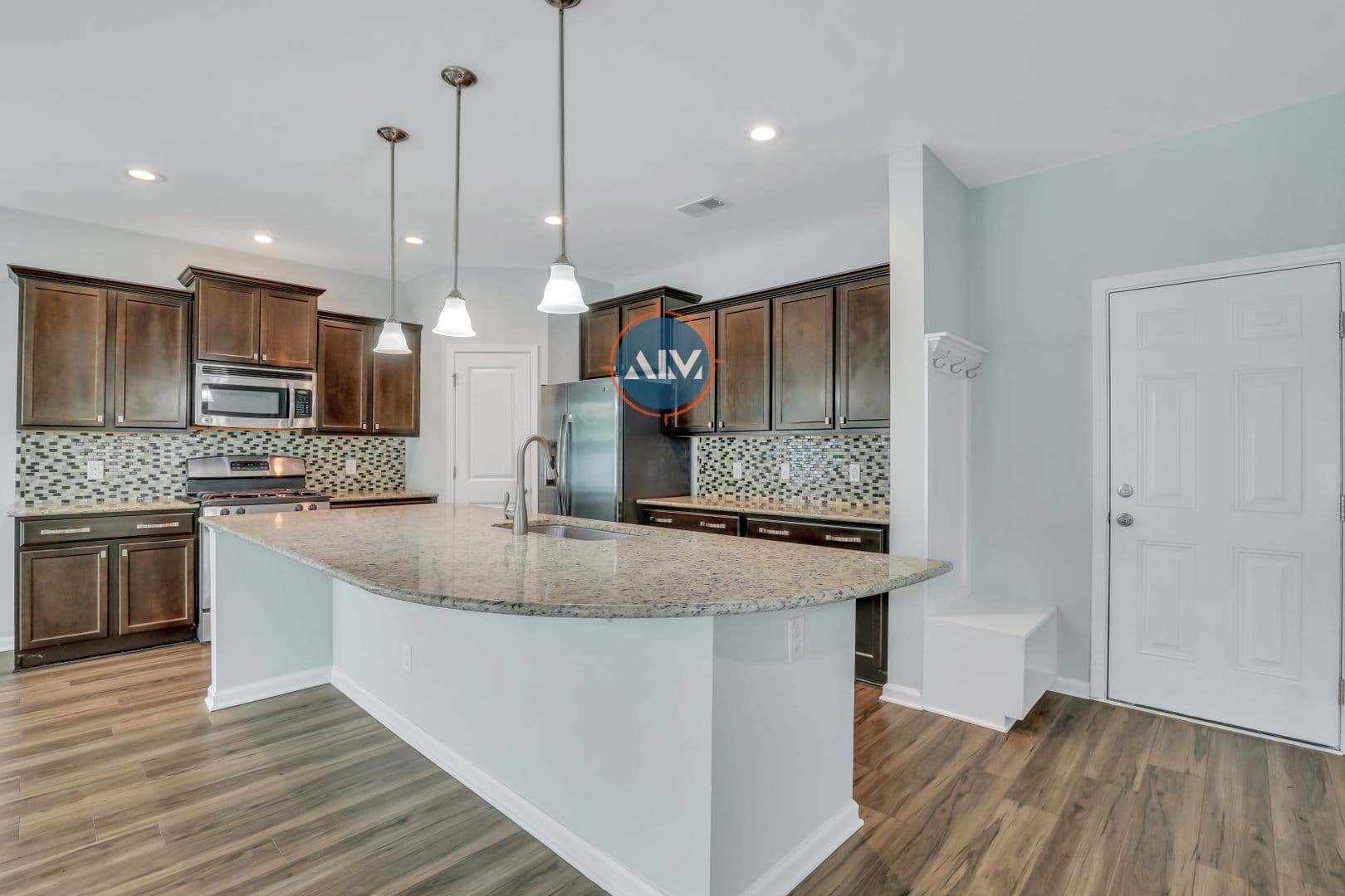 Bluffton House: 211 Heritage Pkwy