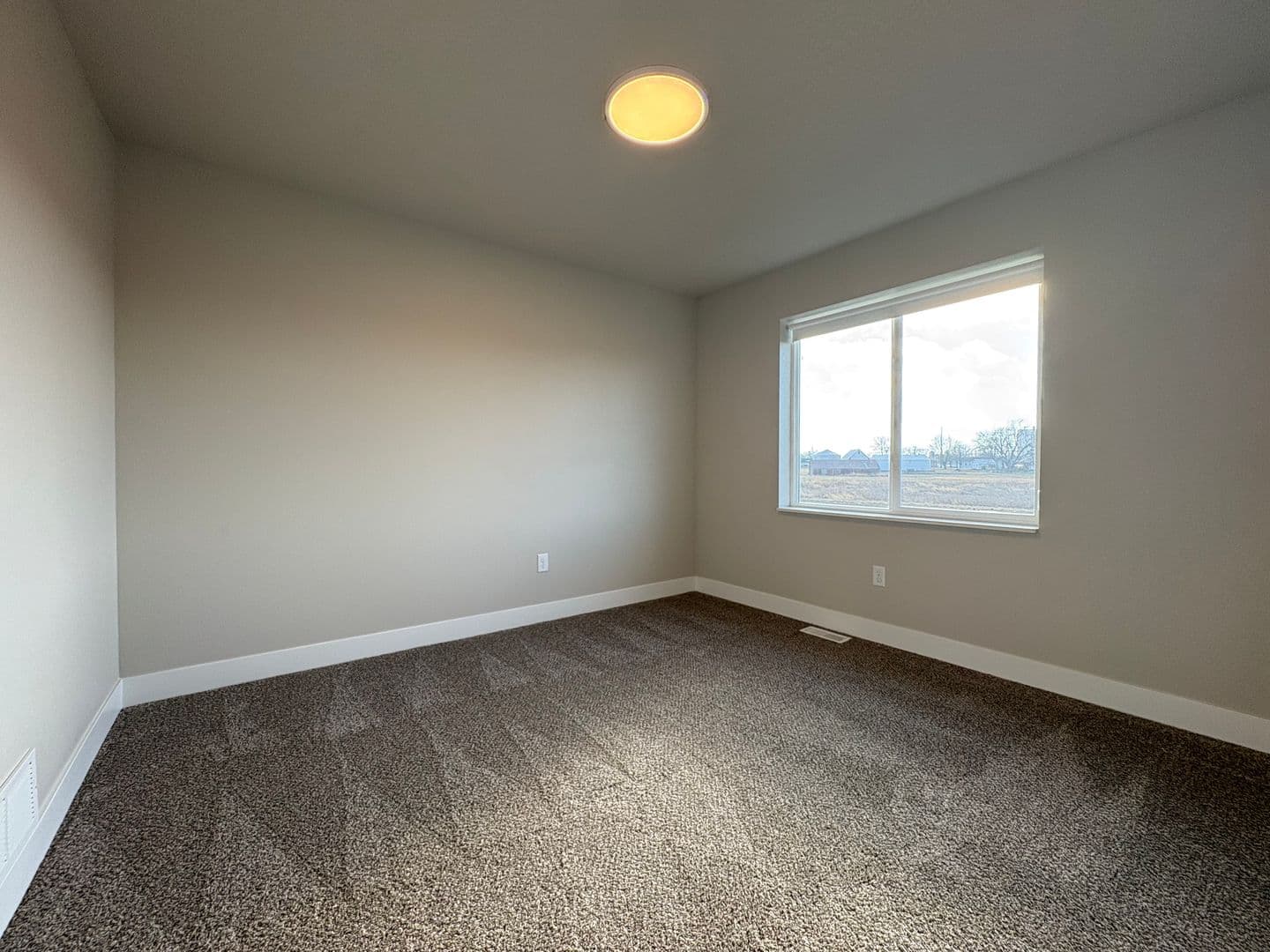 Waukee Townhome: 284 NW Caspian Court