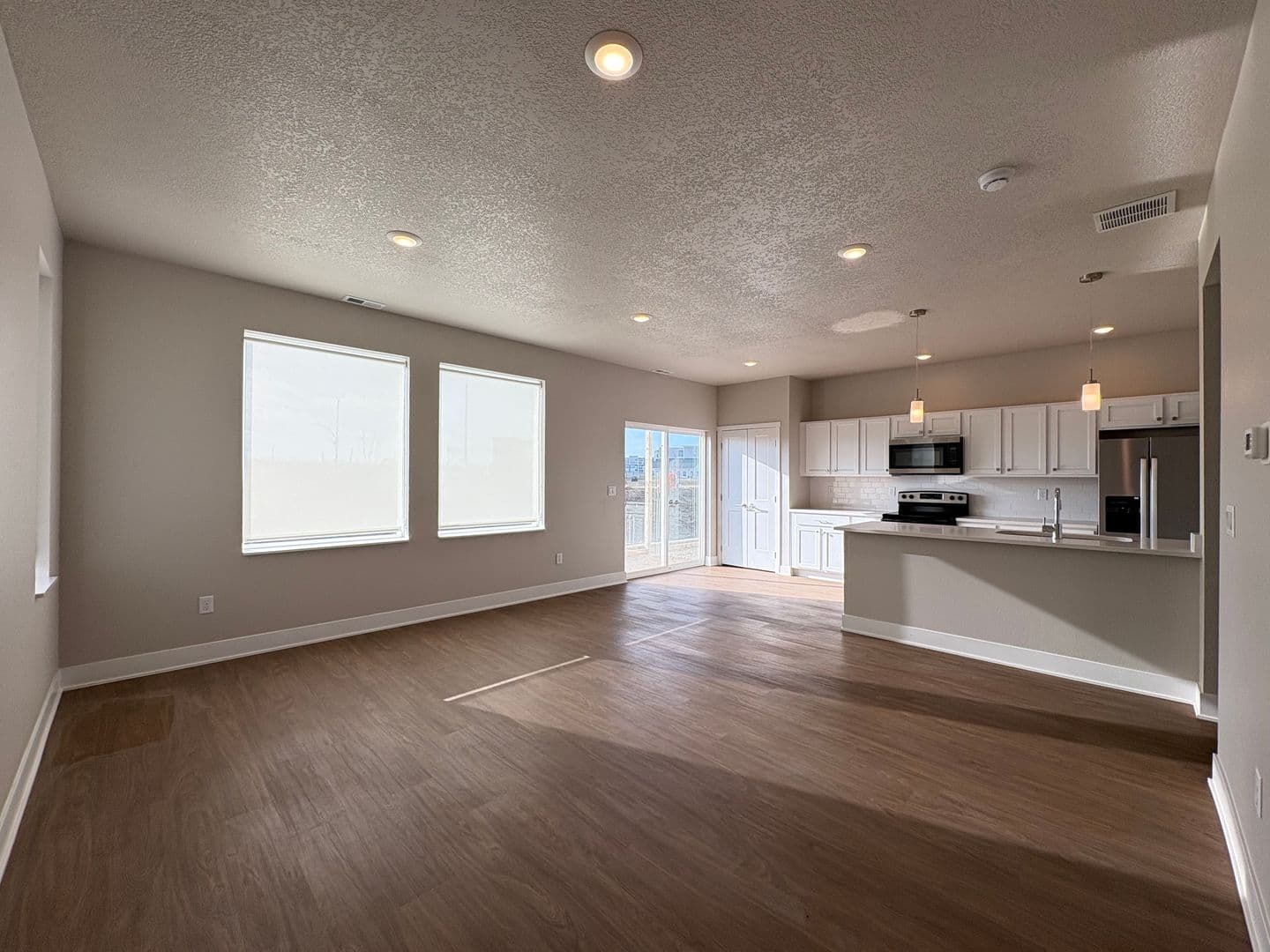 Waukee Townhome: 284 NW Caspian Court