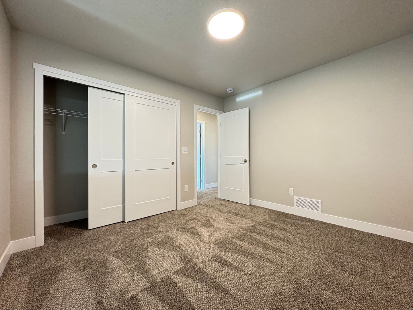 Waukee Townhome: 284 NW Caspian Court