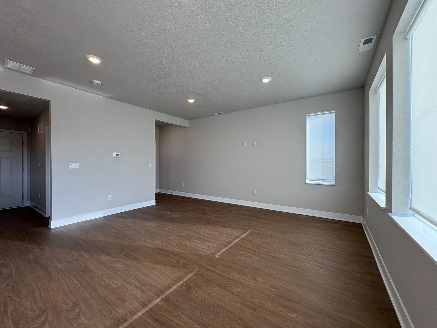 Waukee Townhome: 284 NW Caspian Court
